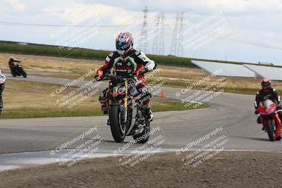 media/Apr-26-2024-TrackDaz (Fri) [[c4b677d280]]/C Group/140pm (Wheelie Bump)/
